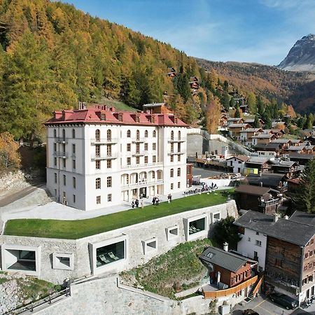 Grand Hotel Du Cervin - Auberge De Jeunesse Et Spa Saint-Luc Exterior foto
